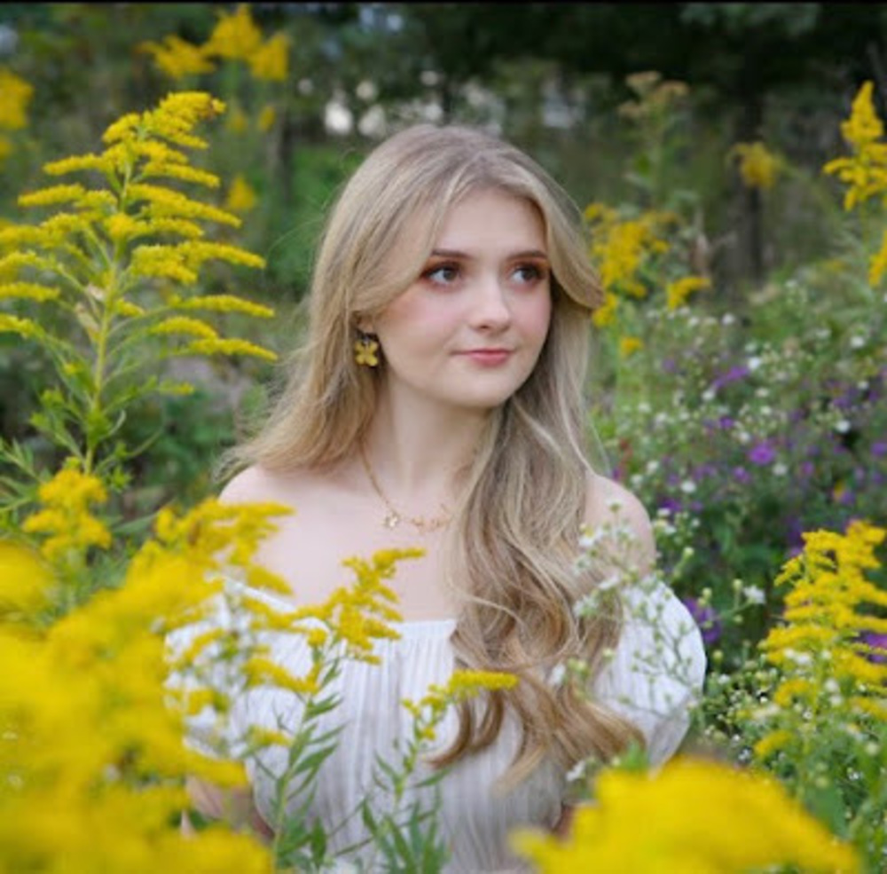 Meet your Posher, Kayla